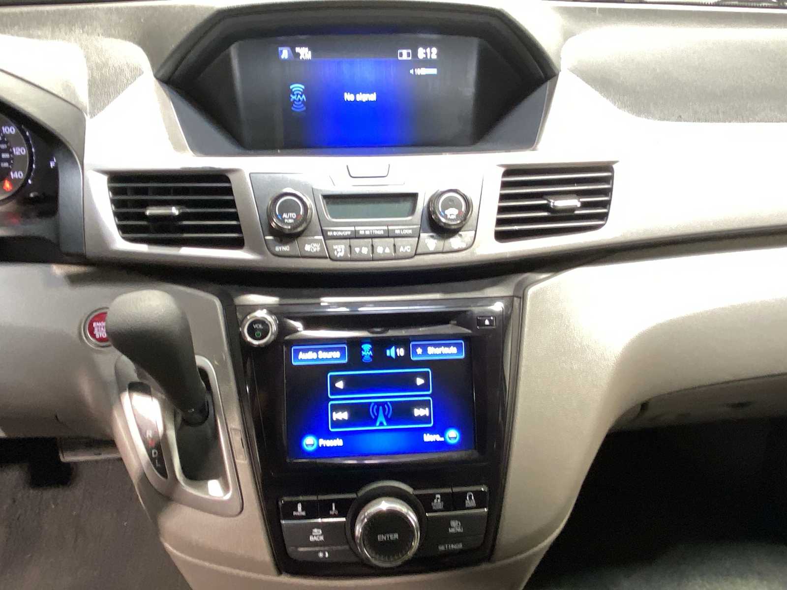 Thumbnail: 2016 Honda Odyssey - 16