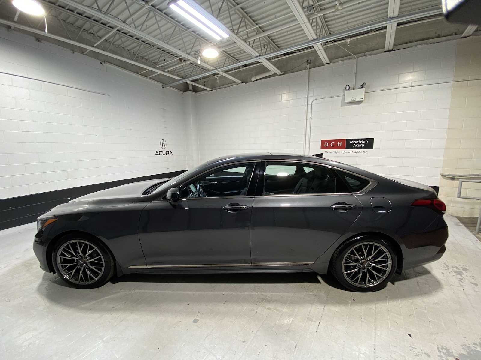 Thumbnail: 2019 Genesis G80 - 3