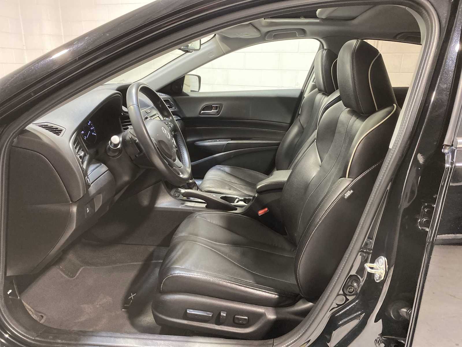 Thumbnail: 2020 Acura ILX - 2