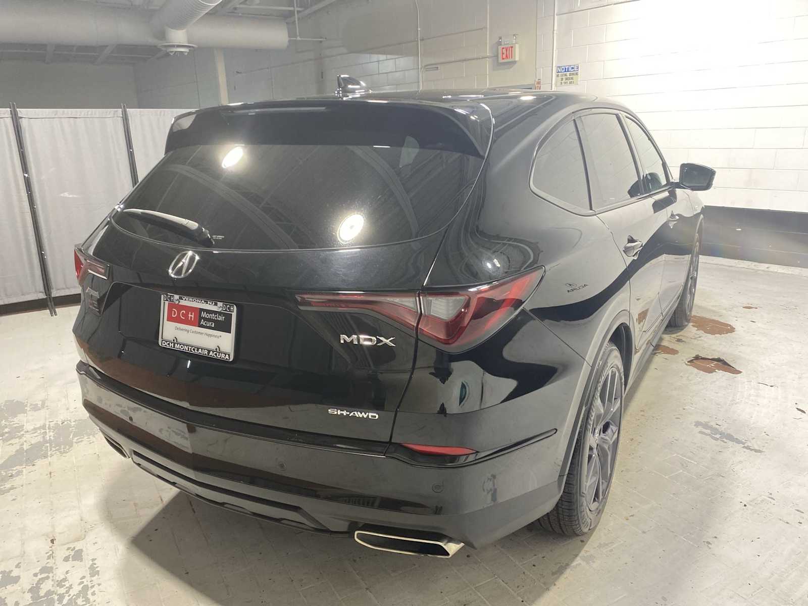 Thumbnail: 2023 Acura MDX - 26