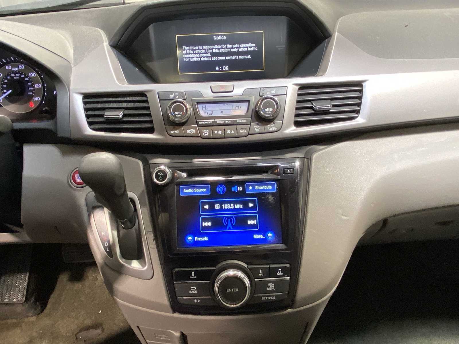 Thumbnail: 2014 Honda Odyssey - 16