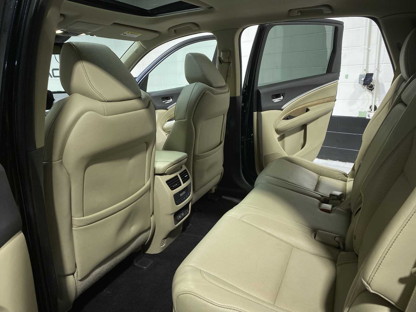 Thumbnail: 2020 Acura MDX - 12