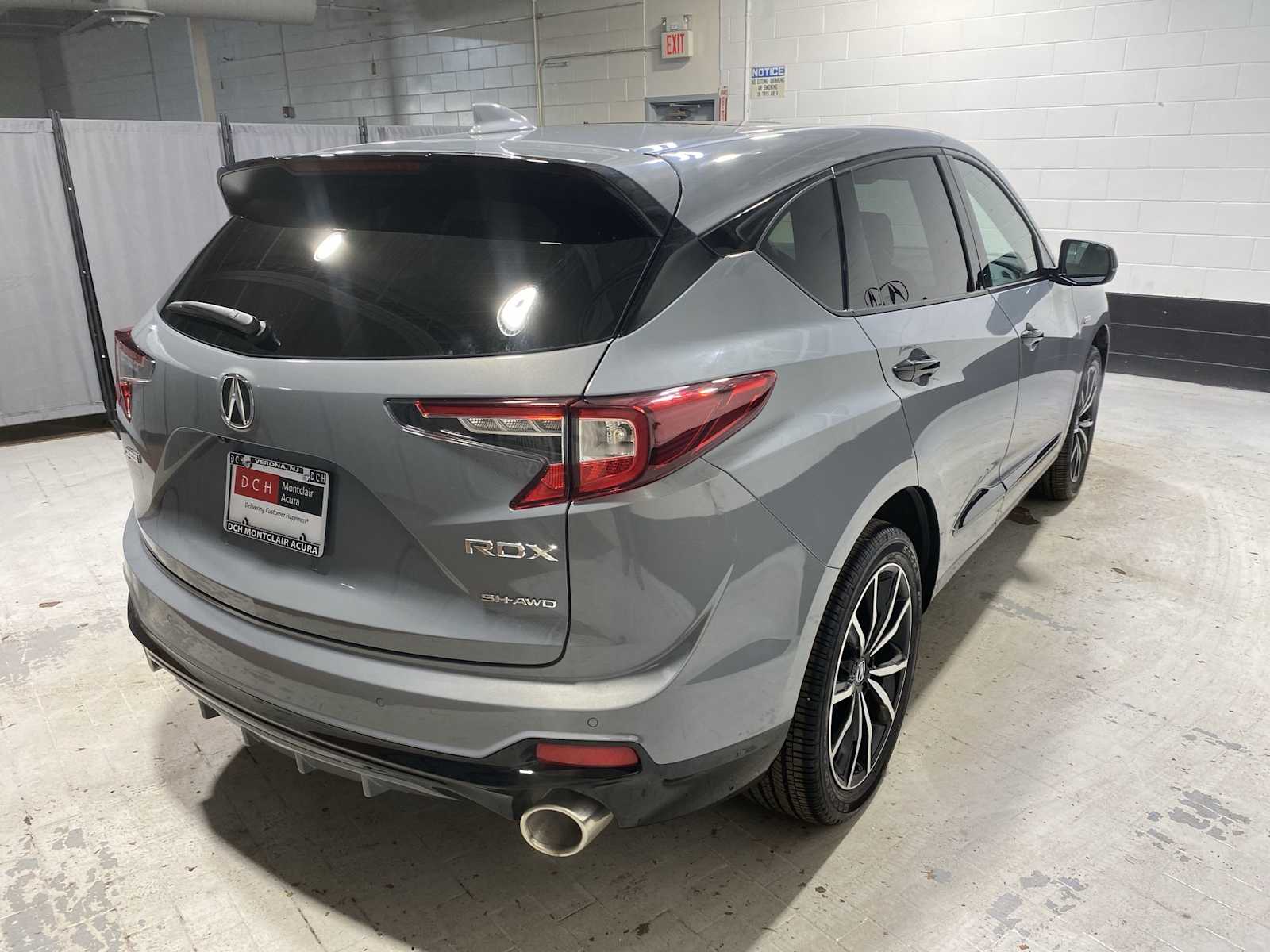 Thumbnail: 2025 Acura RDX - 26