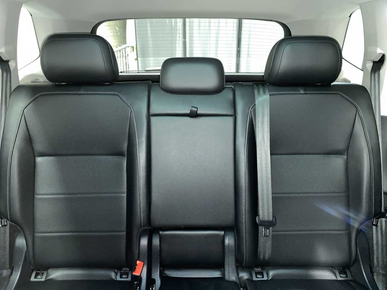 Thumbnail: 2020 Volkswagen Tiguan - 22