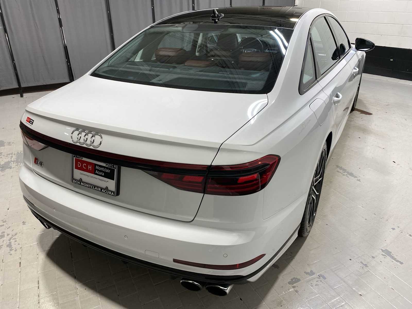 Thumbnail: 2020 Audi S8 - 26