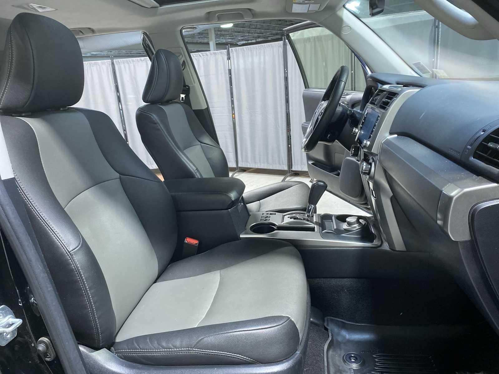 Thumbnail: 2023 Toyota 4Runner - 14