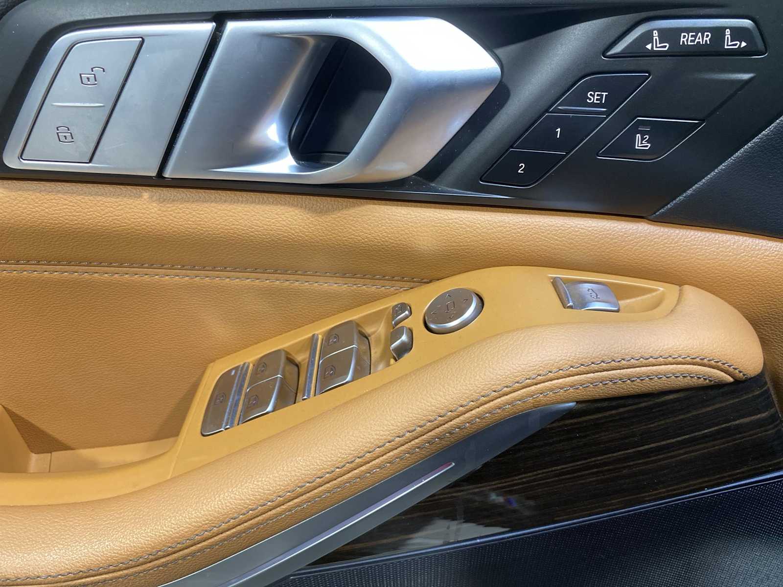 Thumbnail: 2021 BMW X7 - 23