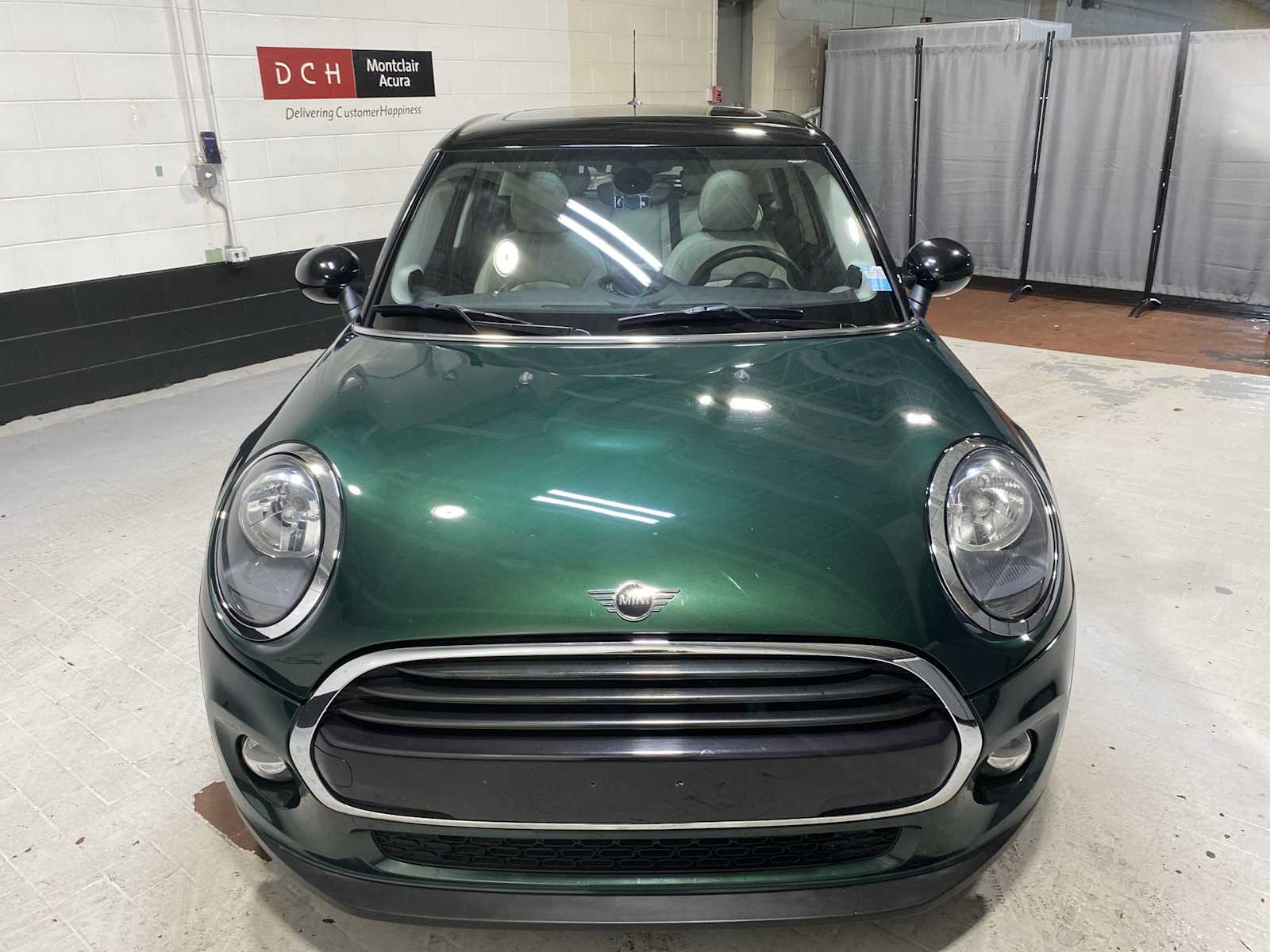 Thumbnail: 2019 MINI Cooper Hardtop - 6
