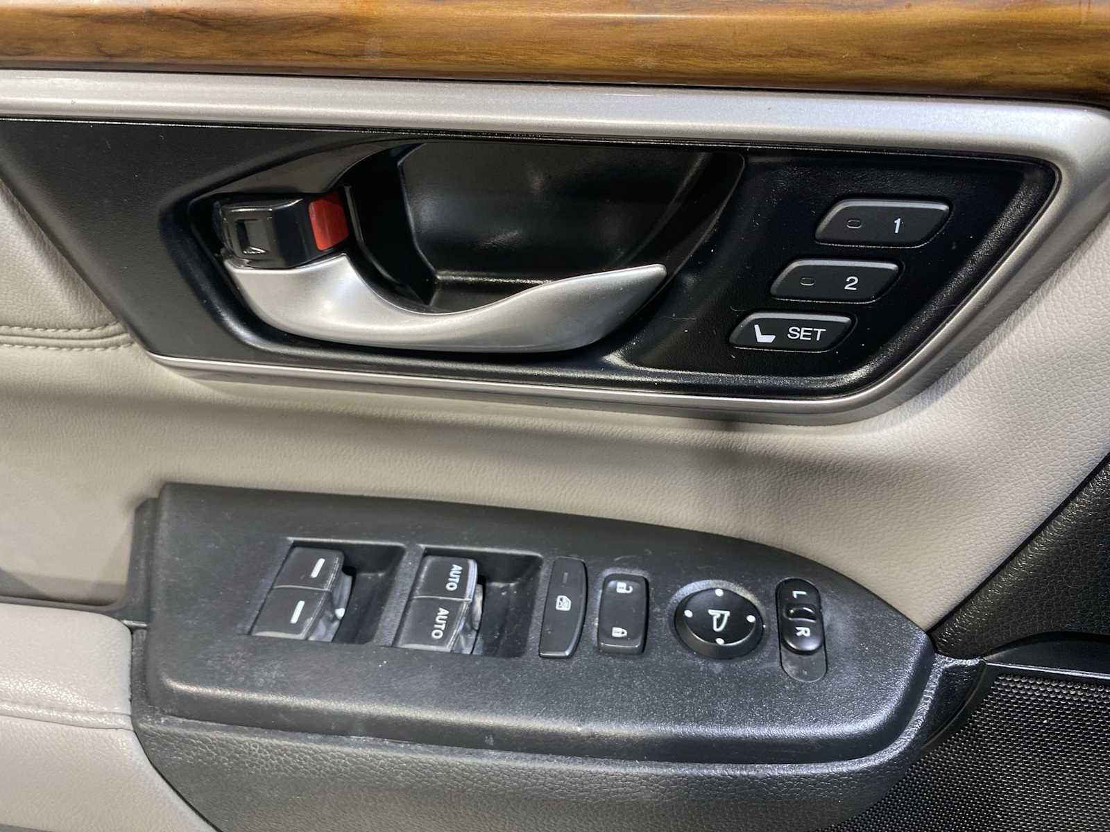 Thumbnail: 2020 Honda CR-V - 23