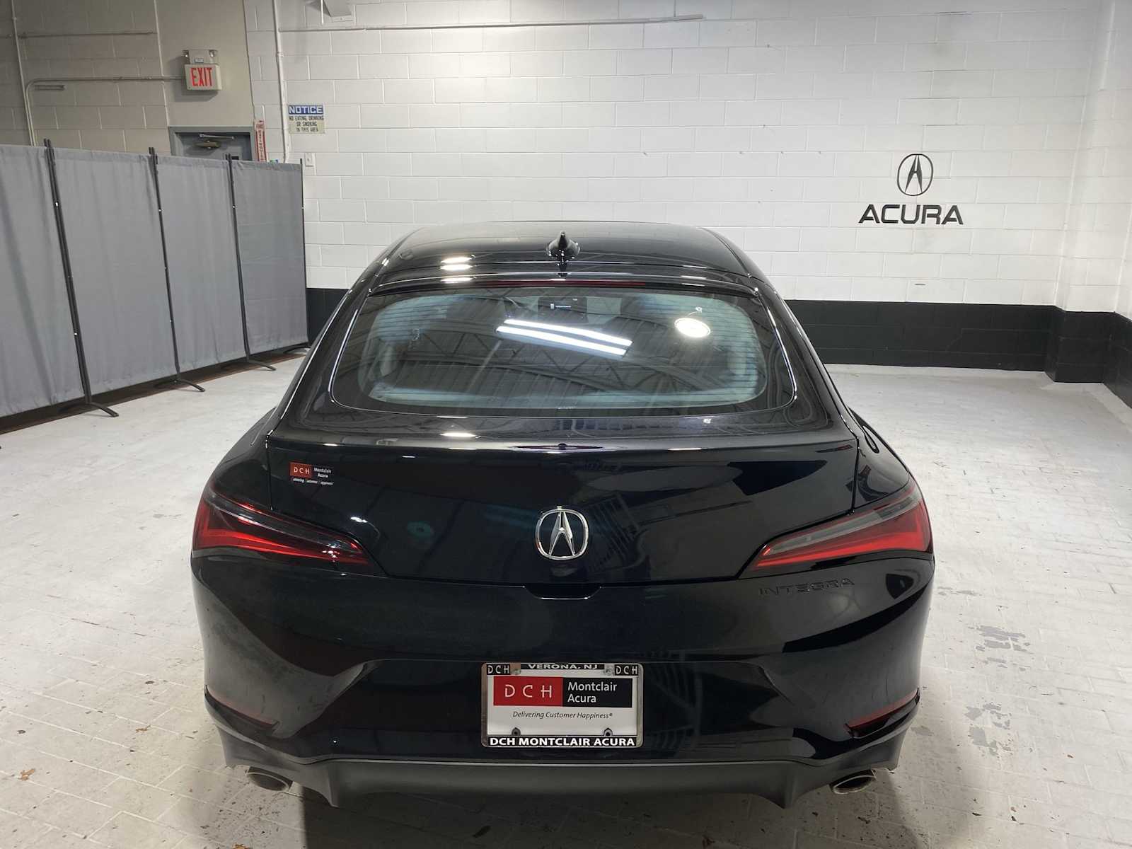 Thumbnail: 2023 Acura Integra - 5