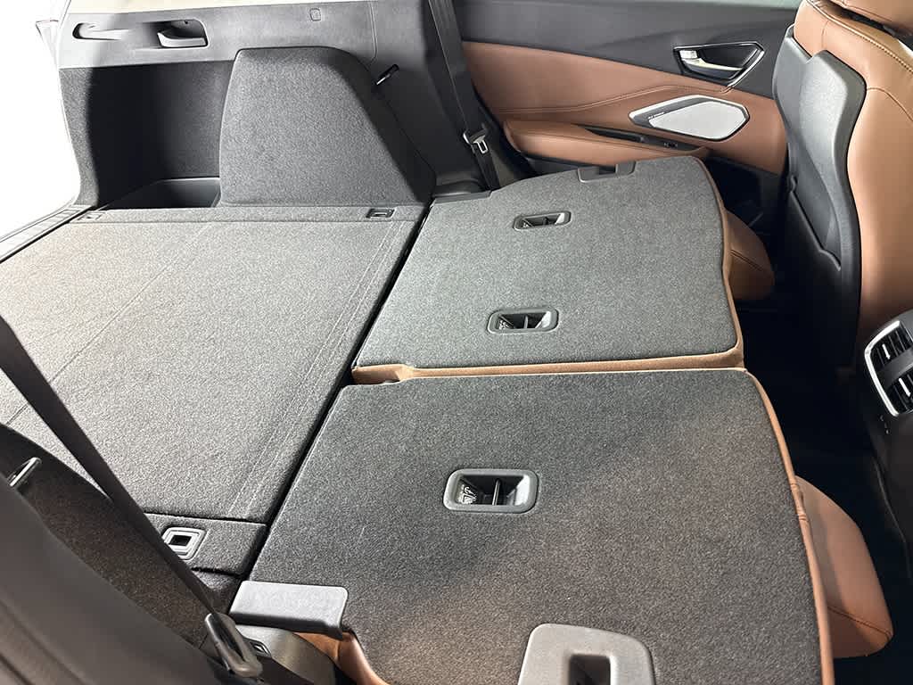 Thumbnail: 2026 Acura RDX - 35