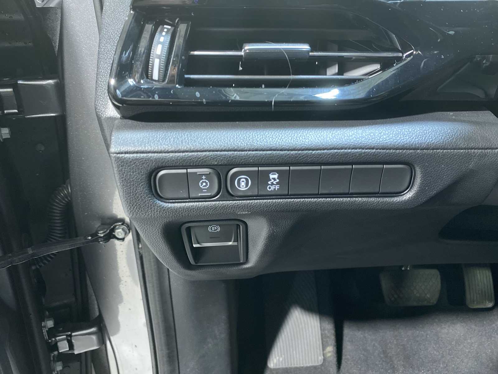 Thumbnail: 2023 Acura MDX - 24