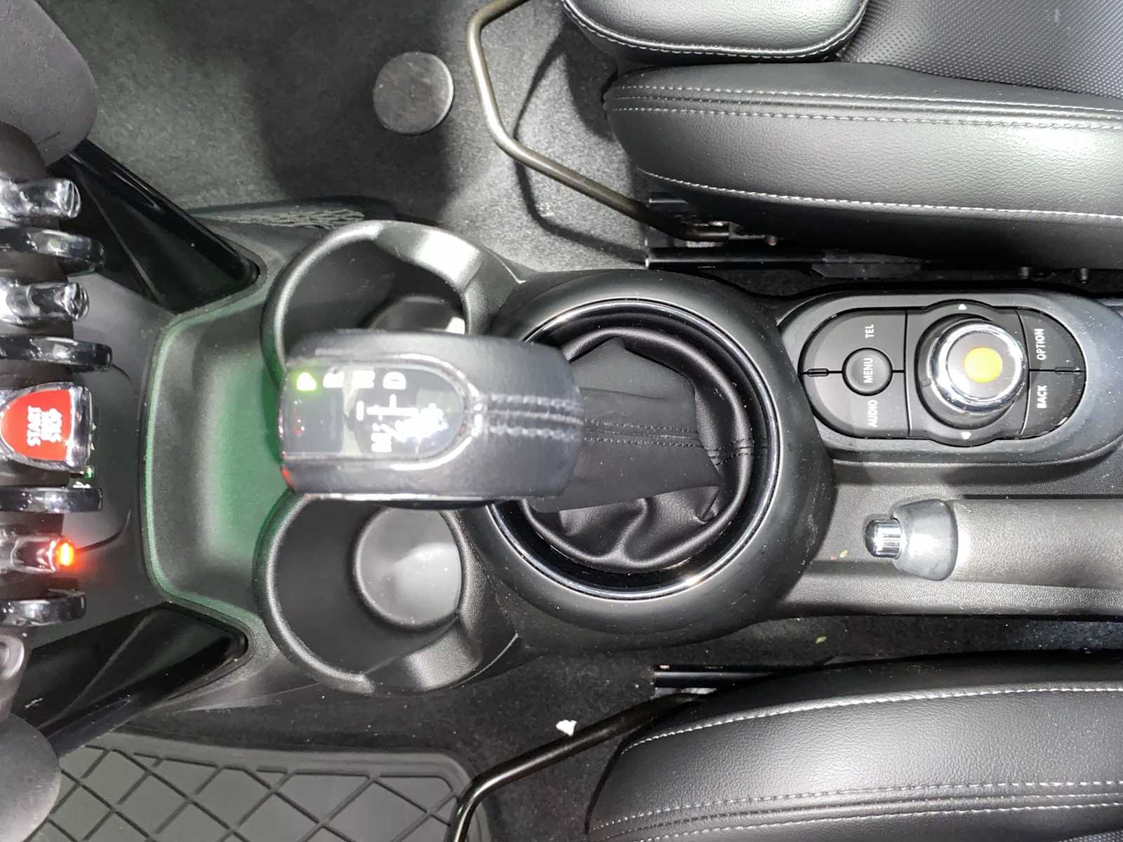 Thumbnail: 2018 MINI Cooper Hardtop - 17