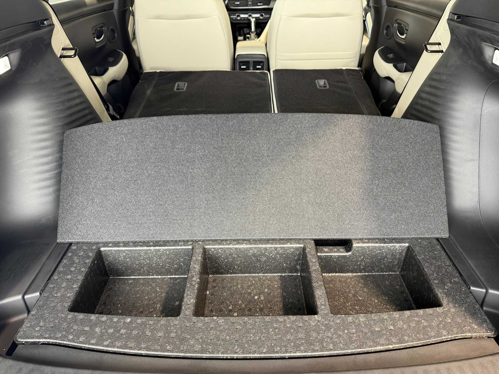 Thumbnail: 2026 Acura ADX - 32