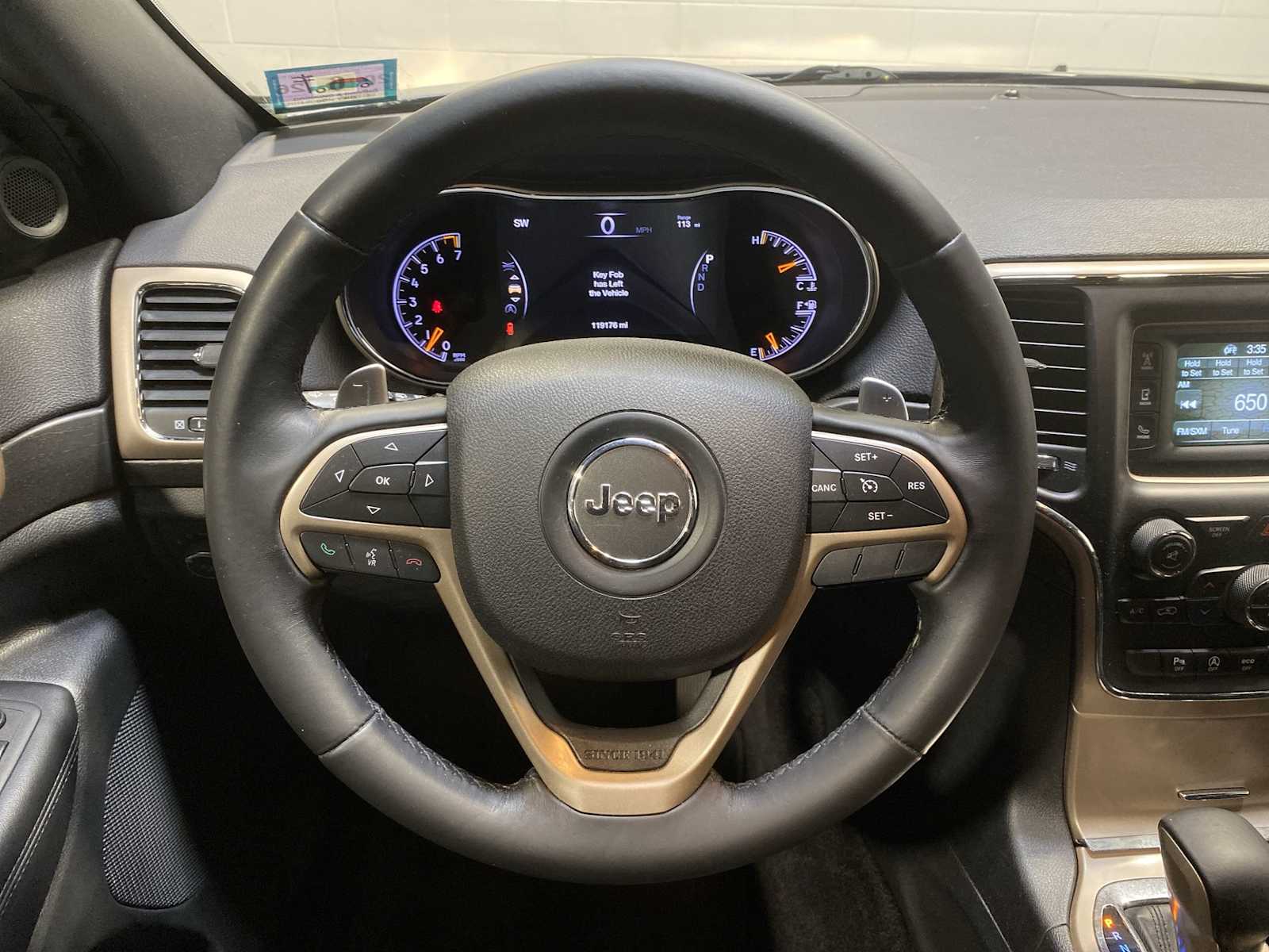 Thumbnail: 2017 Jeep Grand Cherokee - 15