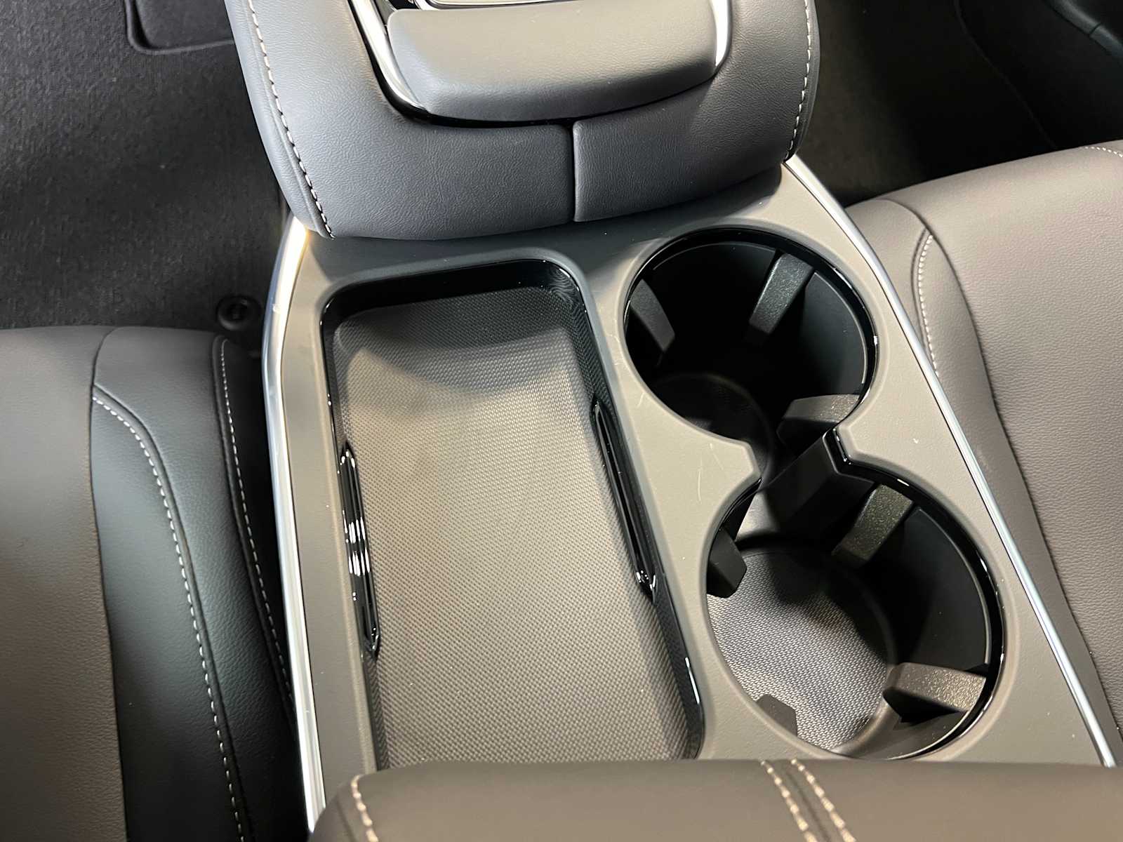 Thumbnail: 2026 Acura RDX - 20