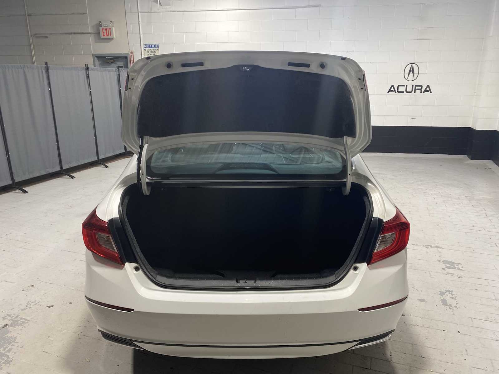 Thumbnail: 2019 Honda Accord - 19