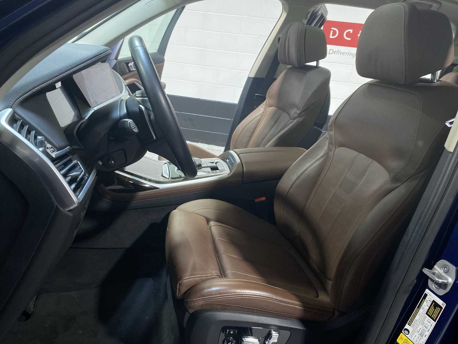 Thumbnail: 2021 BMW X7 - 11