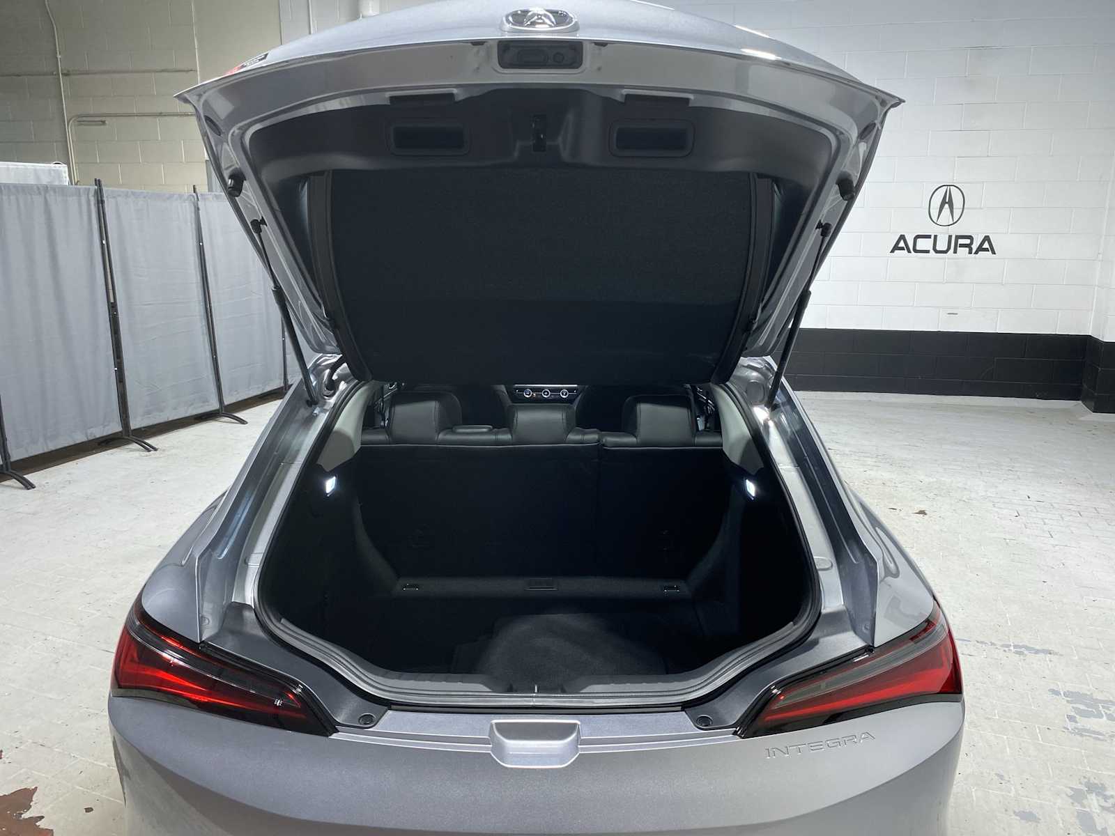 Thumbnail: 2026 Acura Integra - 18