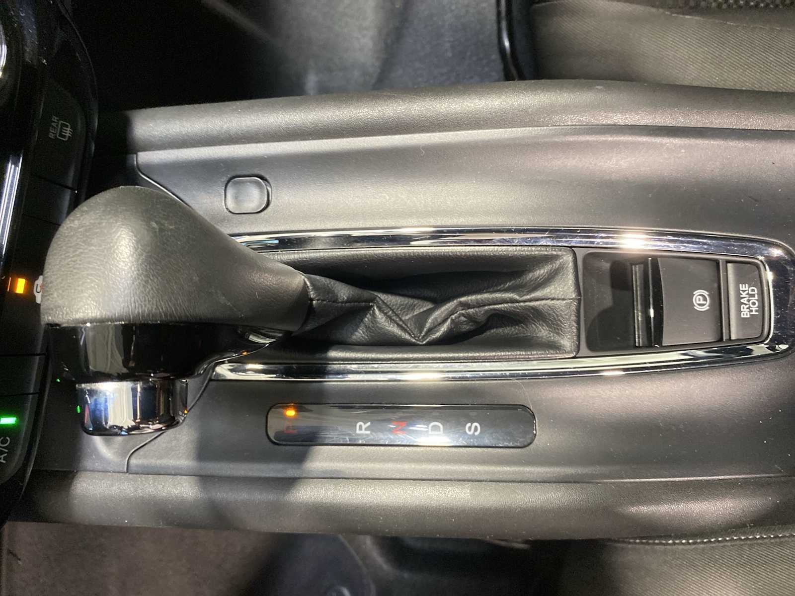 Thumbnail: 2020 Honda HR-V - 17
