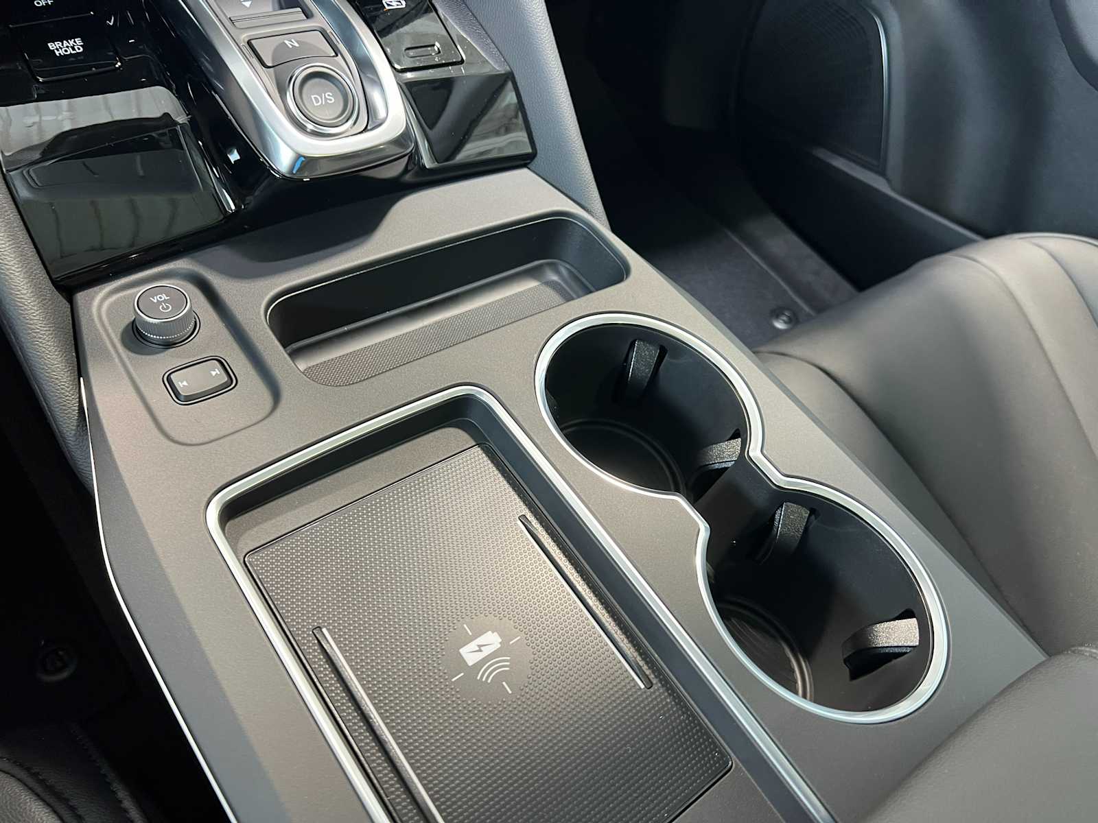 Thumbnail: 2026 Acura MDX - 20