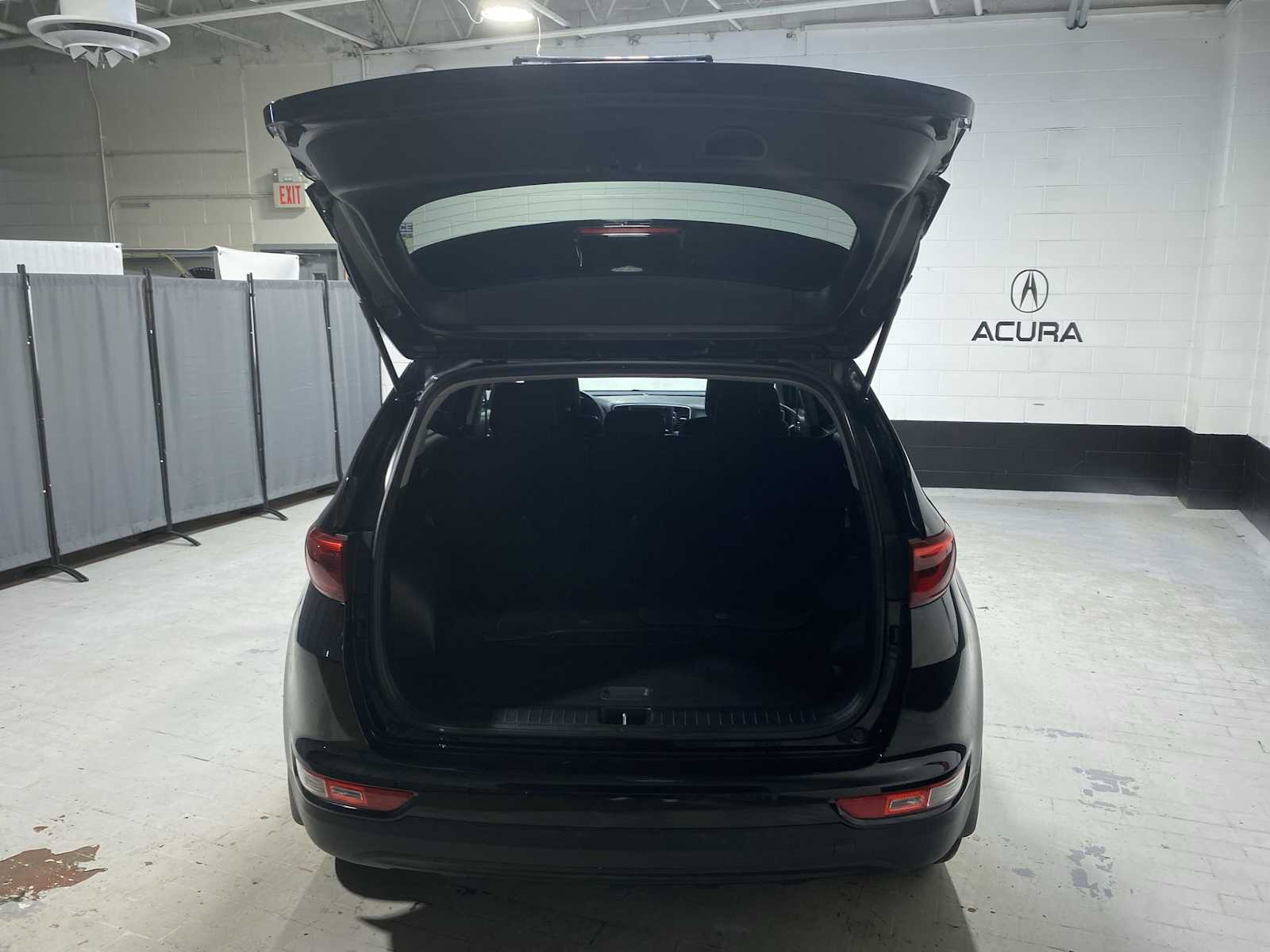 Thumbnail: 2018 Kia Sportage - 19