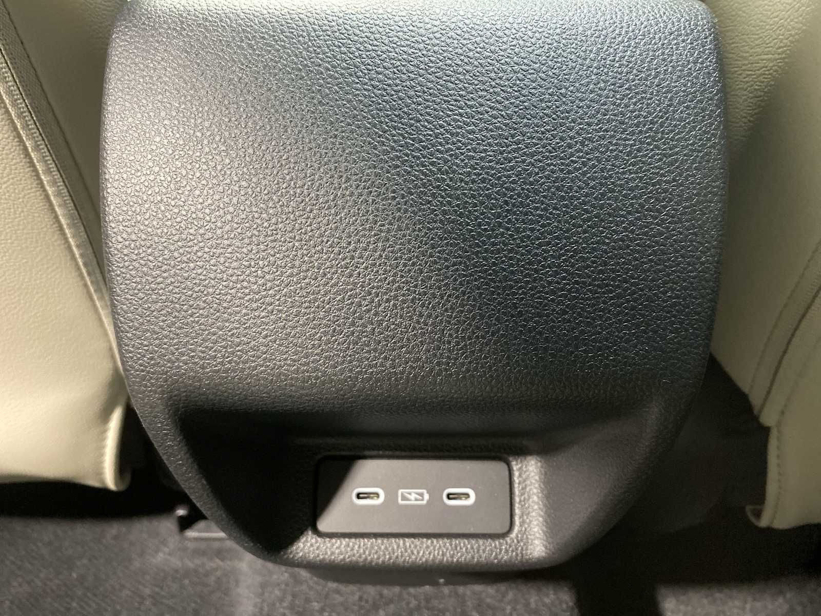 Thumbnail: 2024 Acura Integra - 25