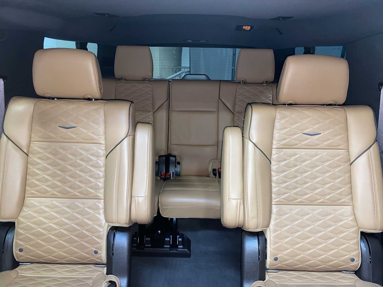 Thumbnail: 2022 Cadillac Escalade - 22