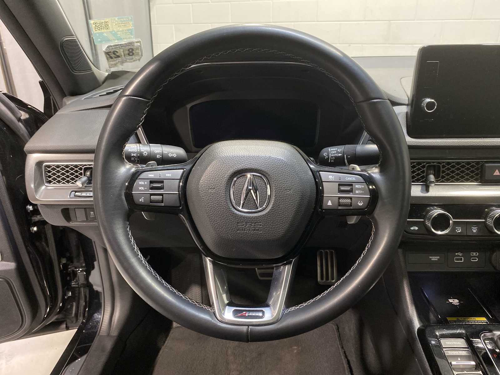 Thumbnail: 2023 Acura Integra - 15
