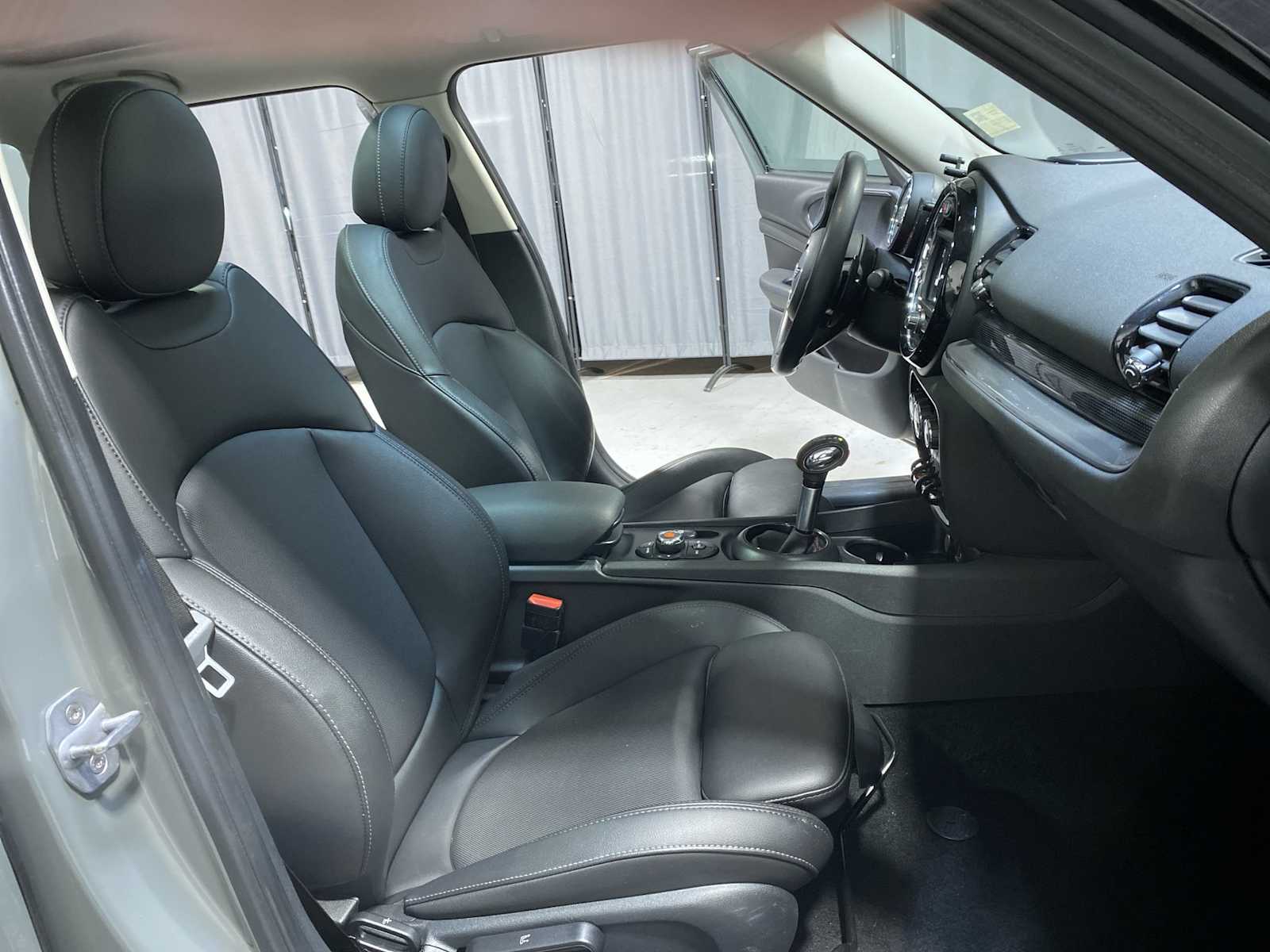 Thumbnail: 2019 MINI Cooper Clubman - 14