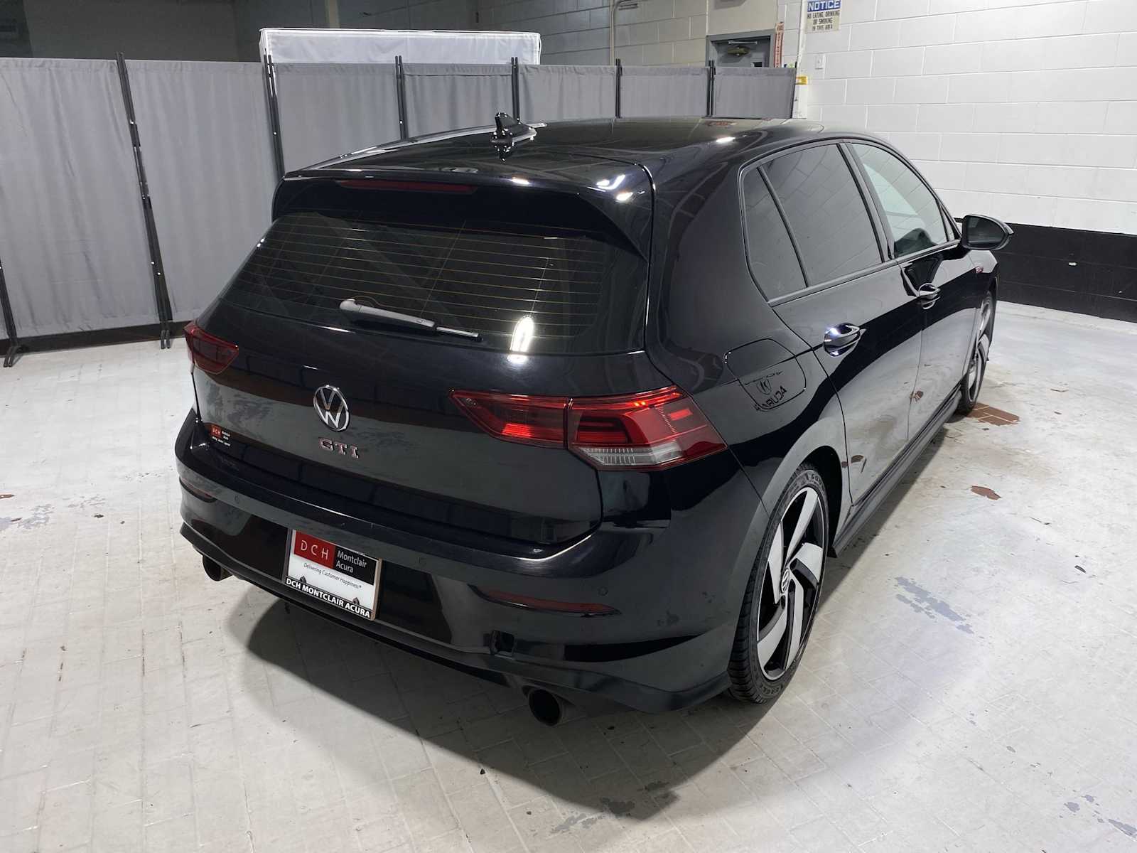 Thumbnail: 2022 Volkswagen Golf - 26