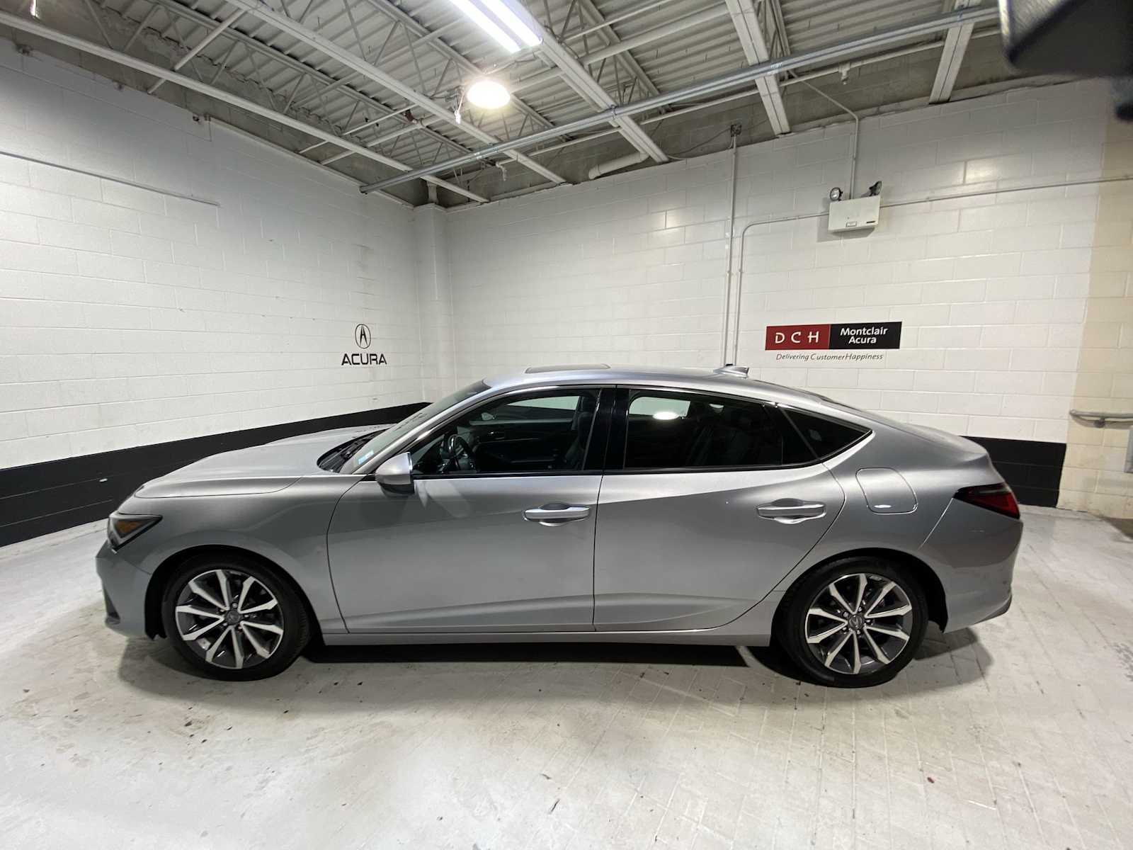 Thumbnail: 2023 Acura Integra - 3