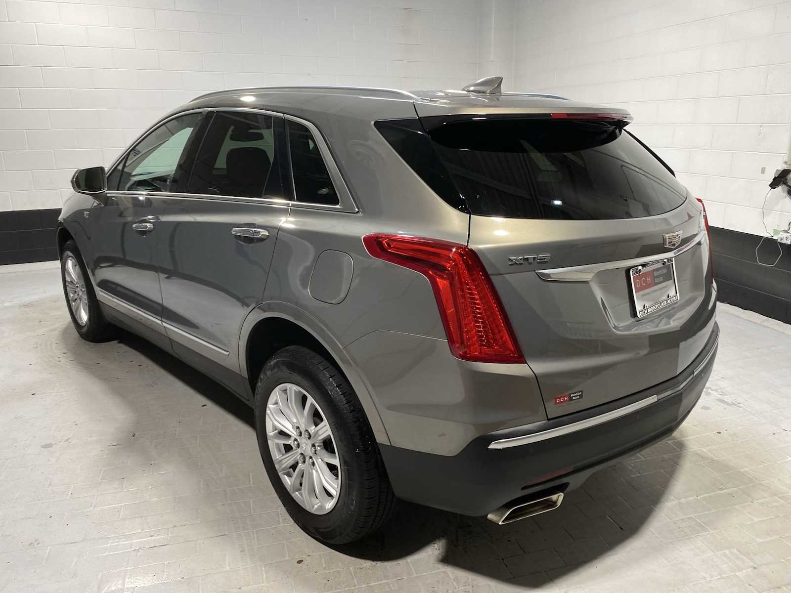 Thumbnail: 2018 Cadillac XT5 - 4