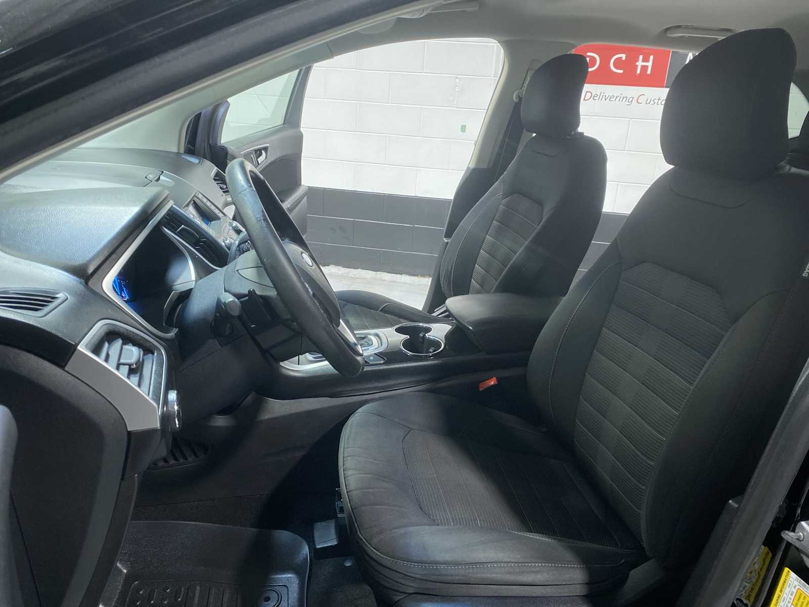 Thumbnail: 2015 Ford Edge - 11