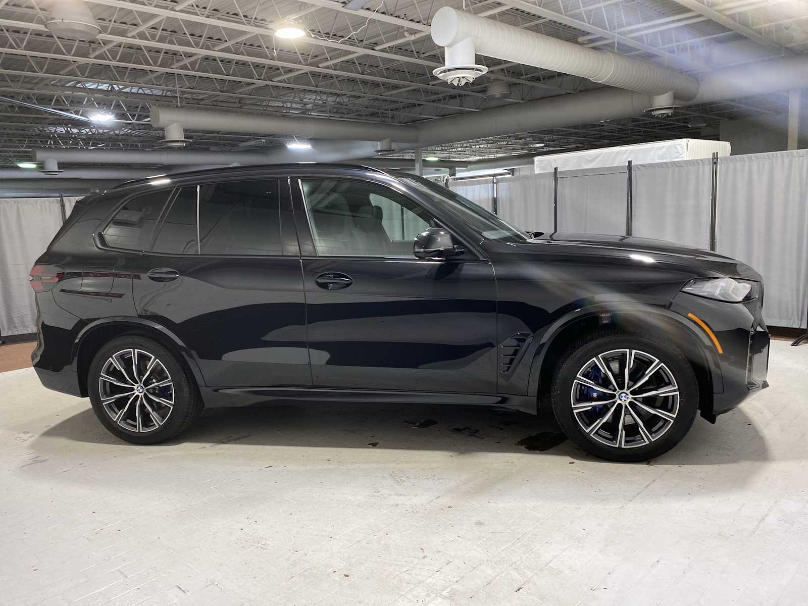 Thumbnail: 2025 BMW X5 - 27