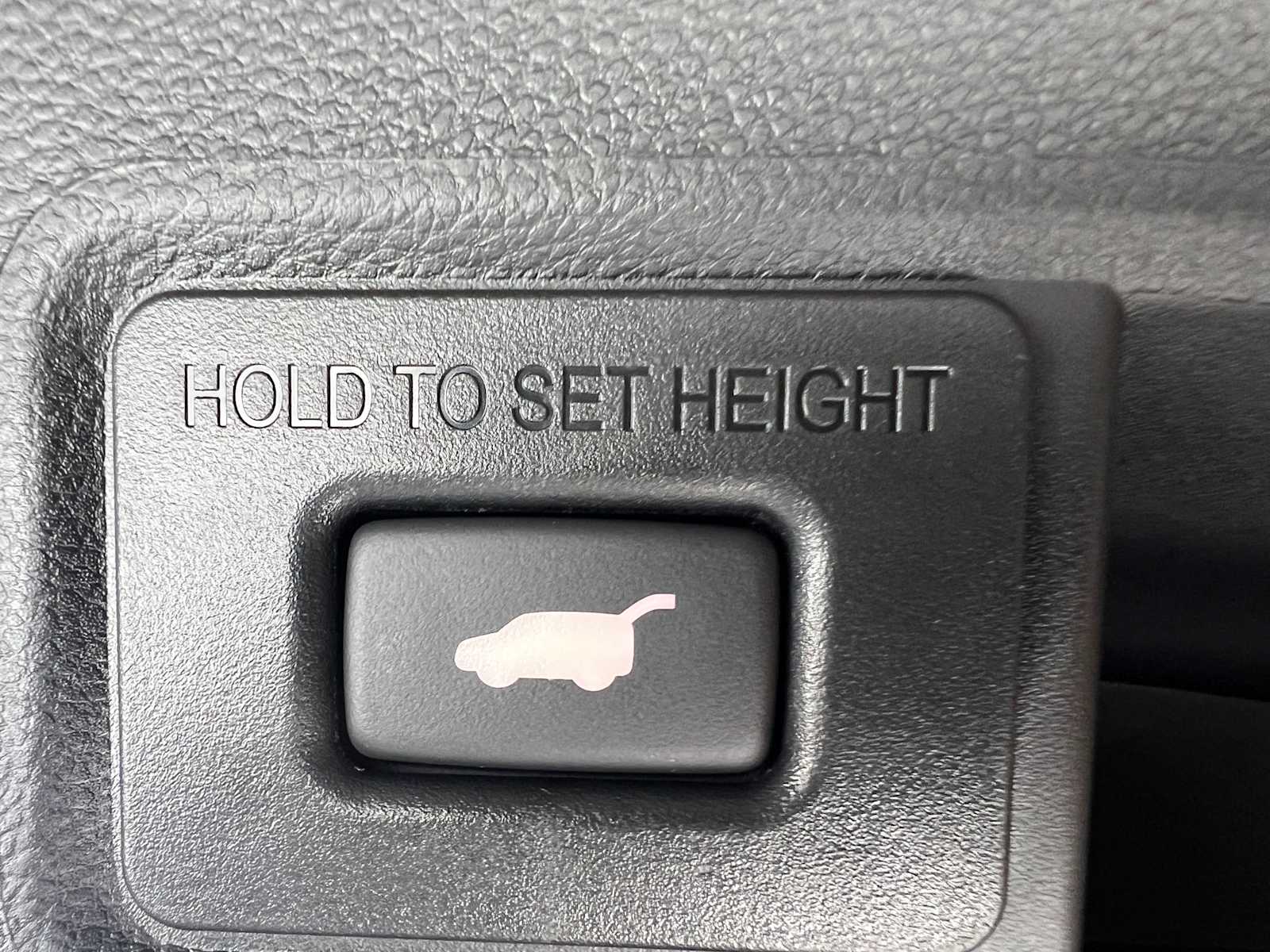 Thumbnail: 2026 Acura RDX - 28