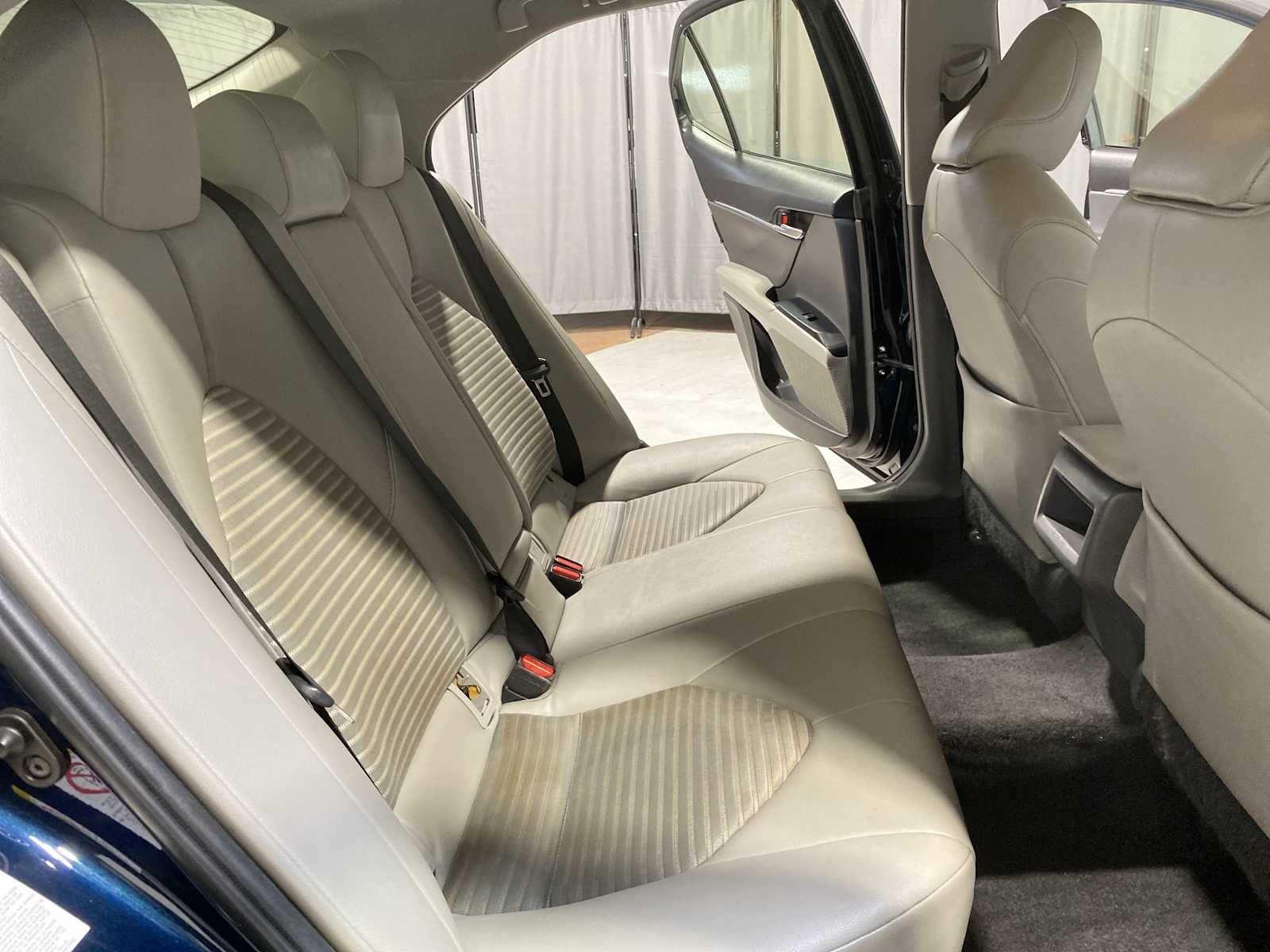 Thumbnail: 2018 Toyota Camry - 13
