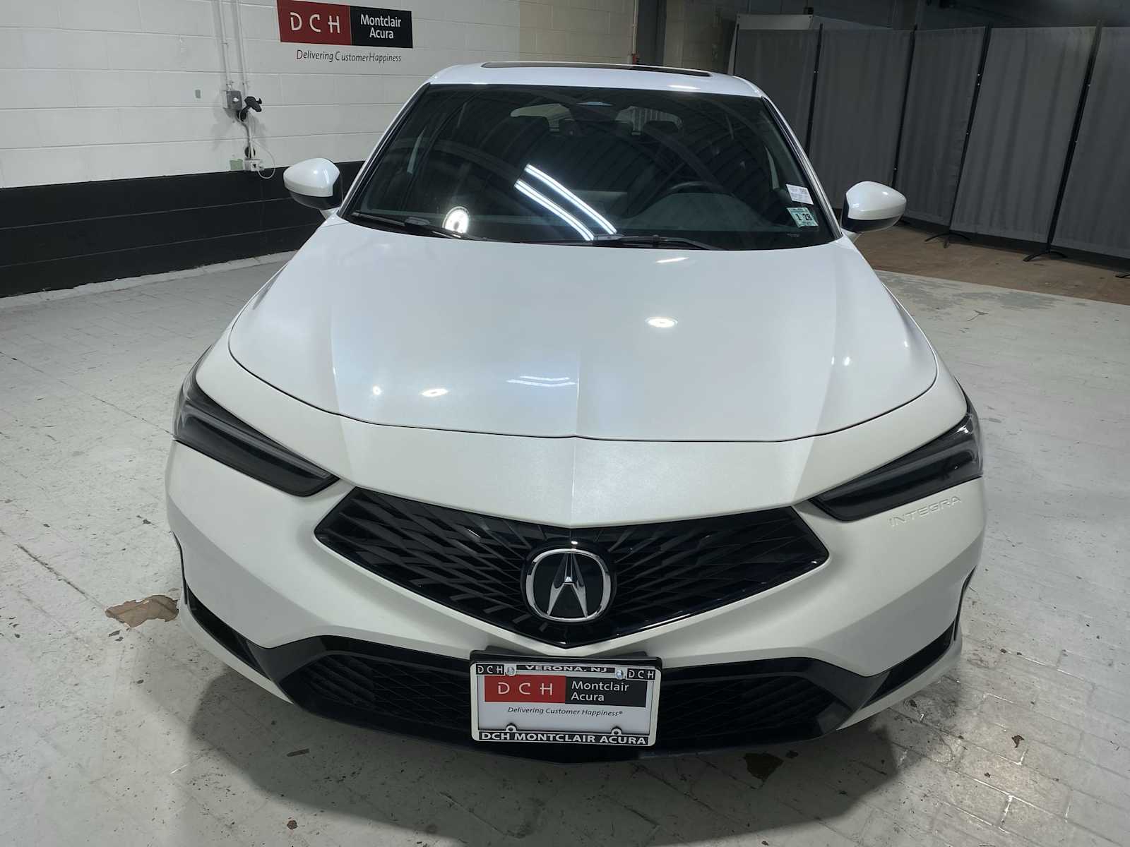 Thumbnail: 2023 Acura Integra - 6