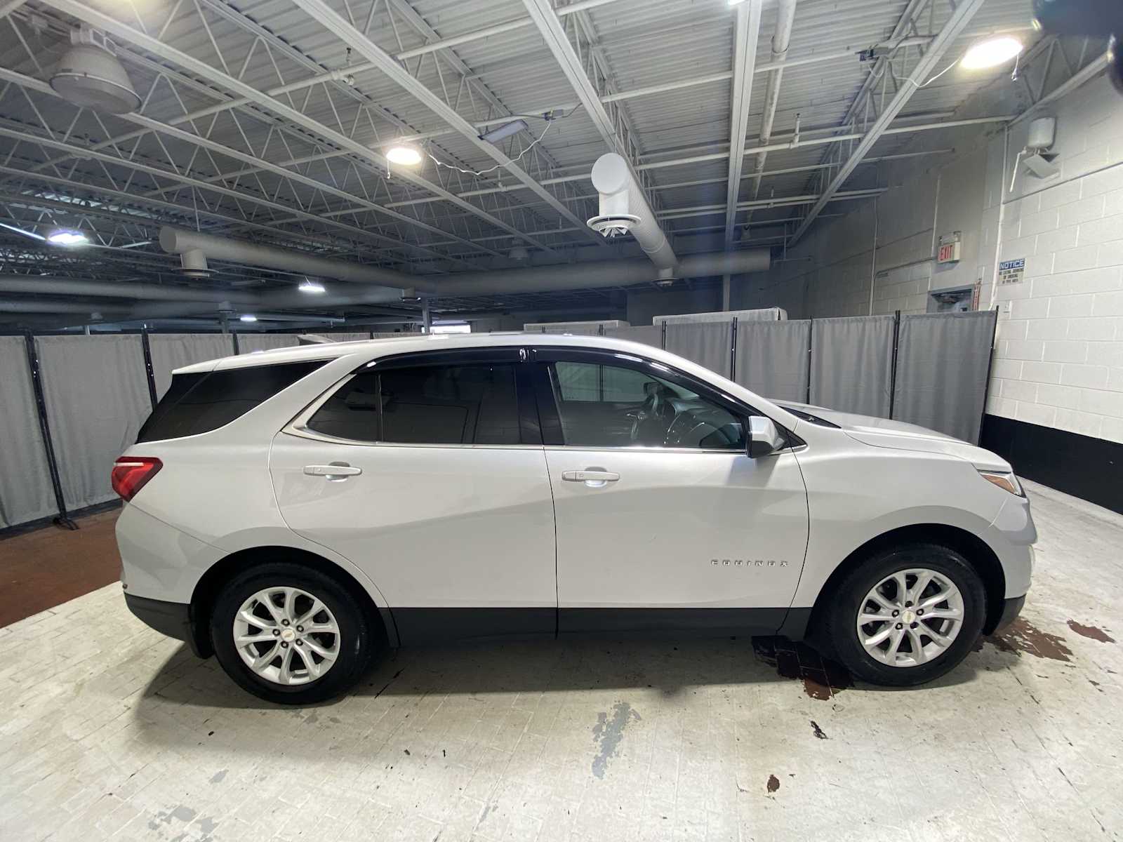 Thumbnail: 2019 Chevrolet Equinox - 27