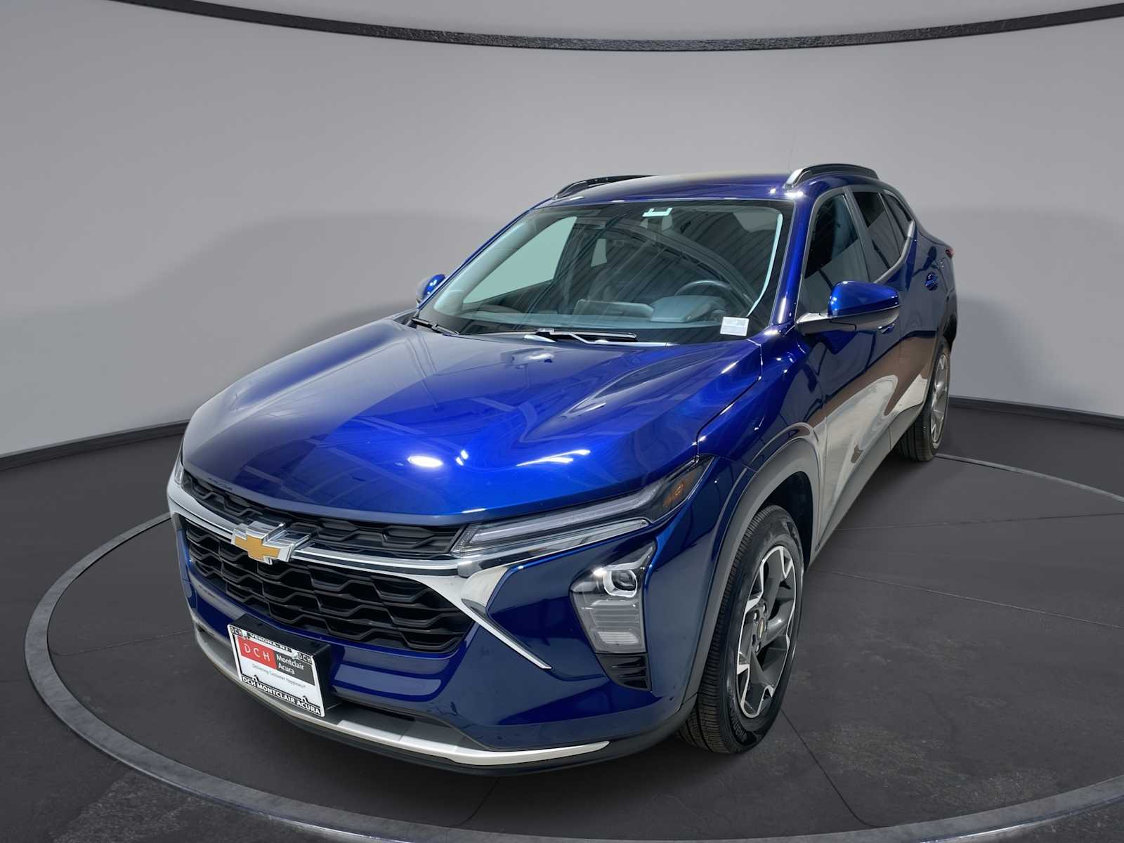 Thumbnail: 2024 Chevrolet Trax - 1