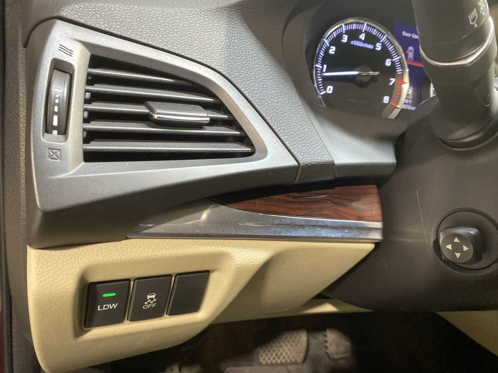 Thumbnail: 2015 Acura MDX - 24