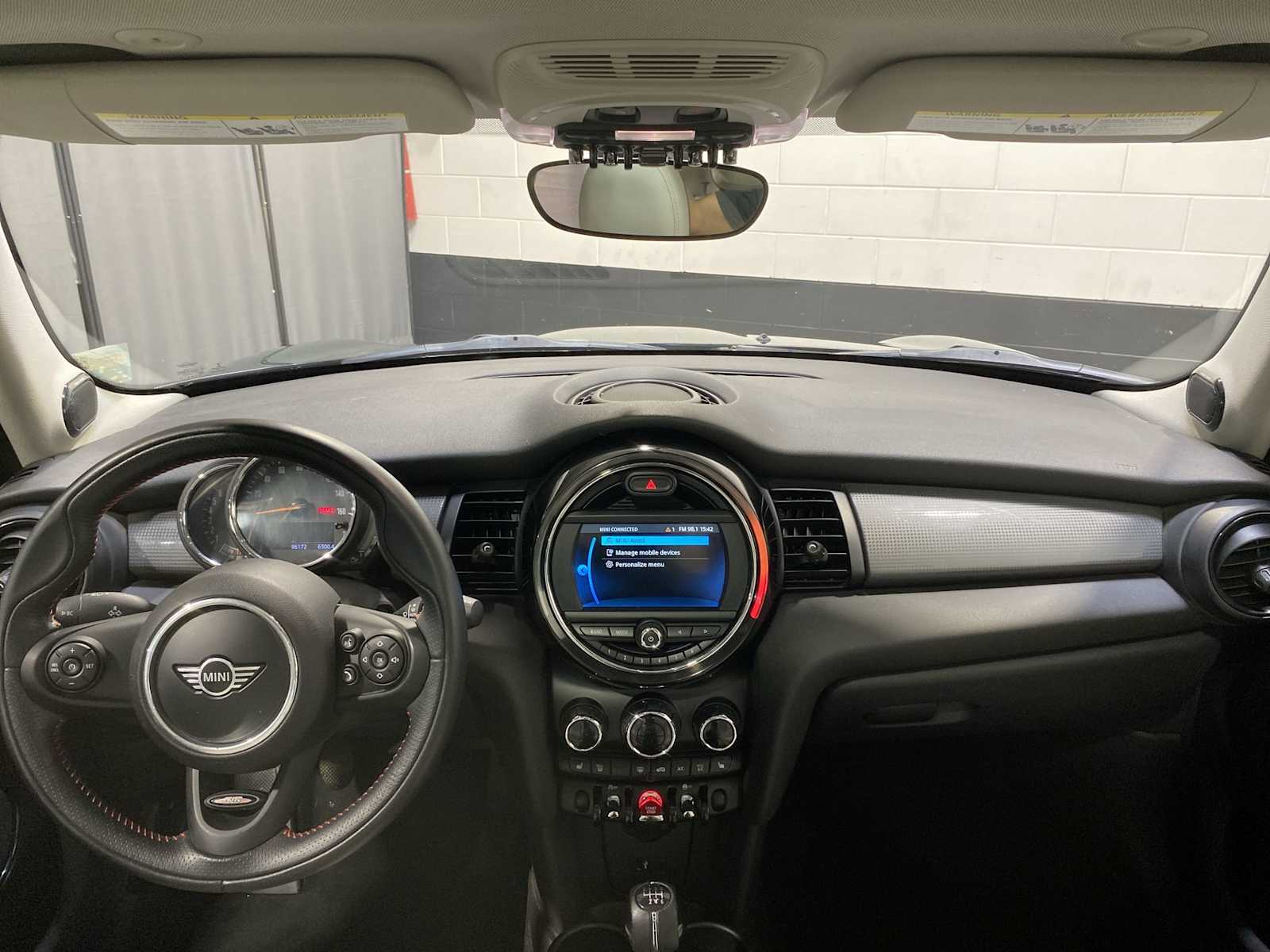 Thumbnail: 2019 MINI Cooper Hardtop - 10