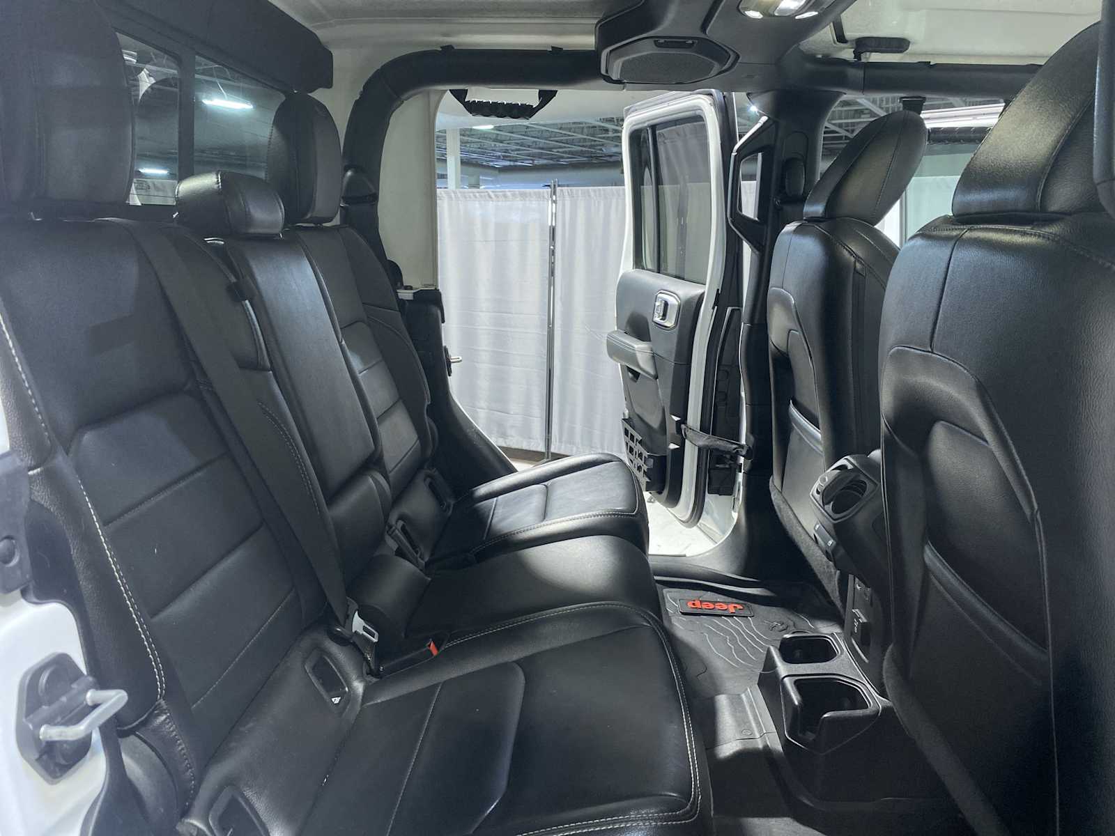 Thumbnail: 2020 Jeep Gladiator - 12