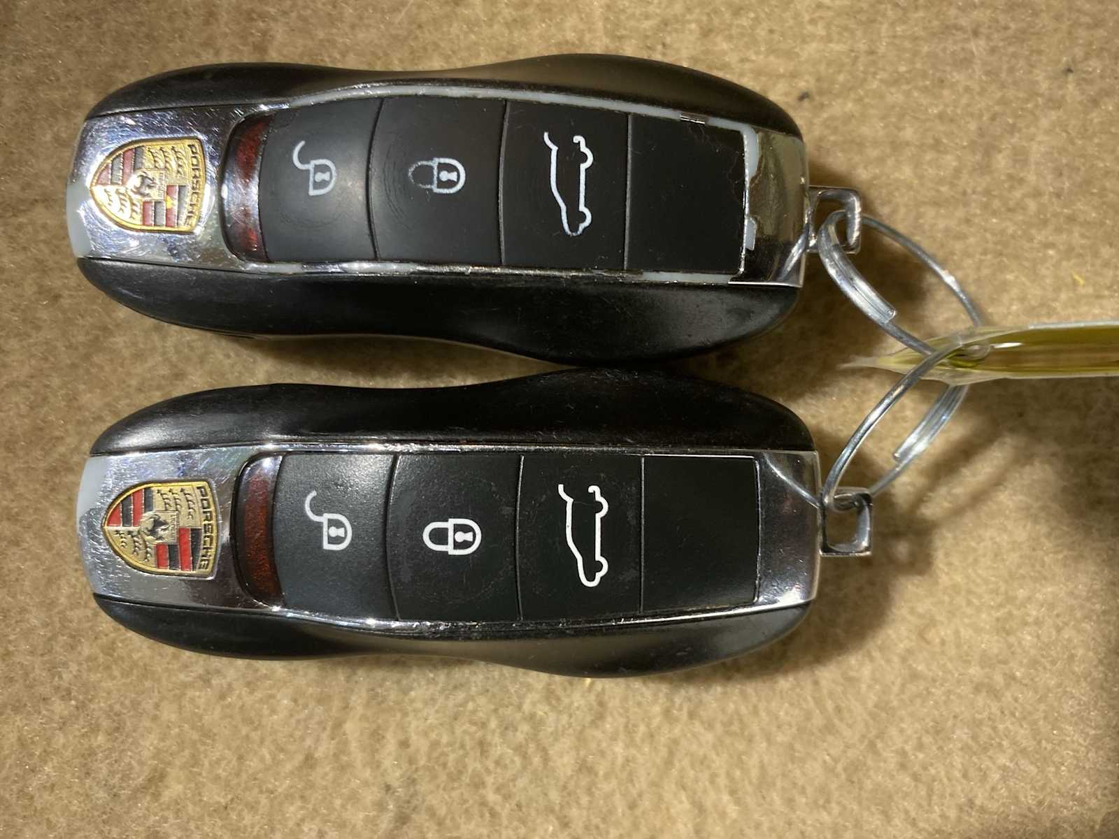 Thumbnail: 2014 Porsche Cayenne - 20