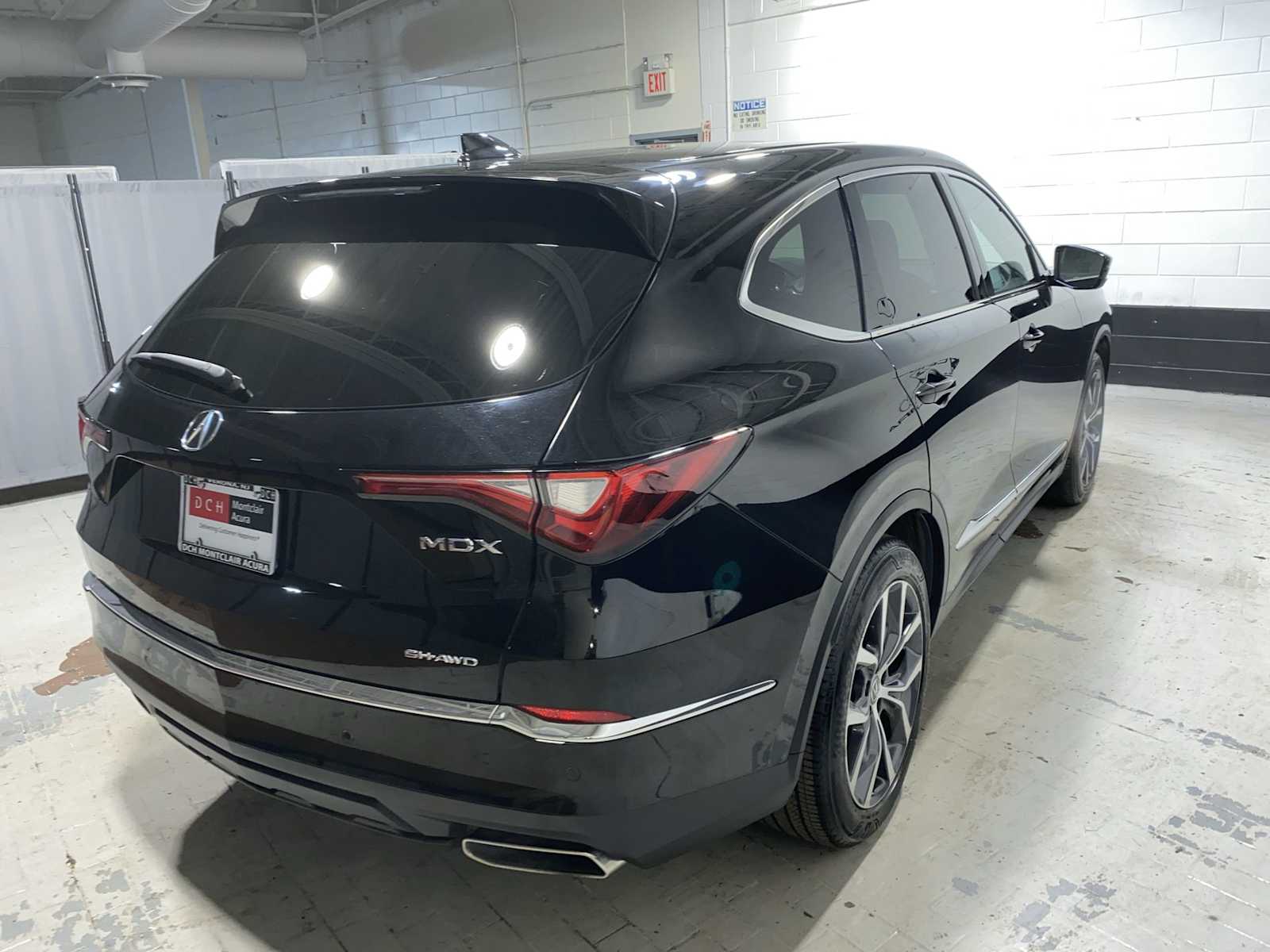 Thumbnail: 2024 Acura MDX - 26