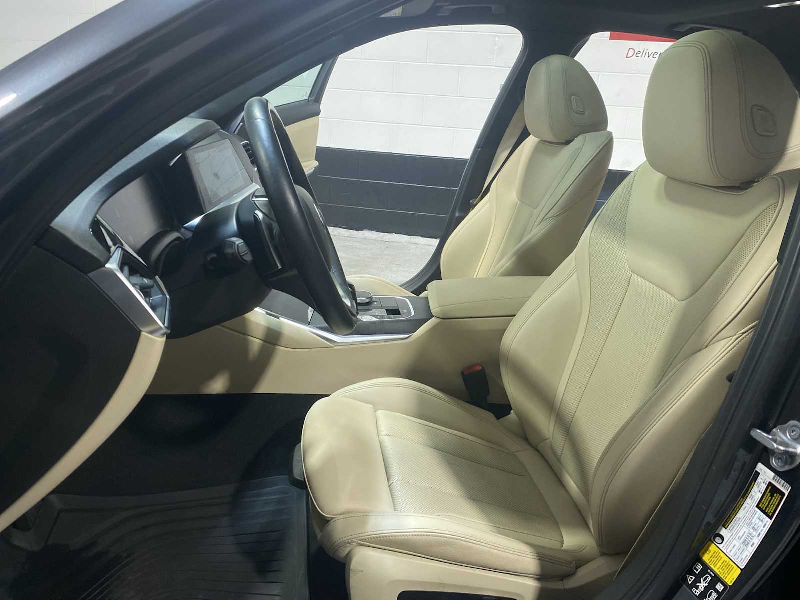 Thumbnail: 2022 BMW 3 Series - 11