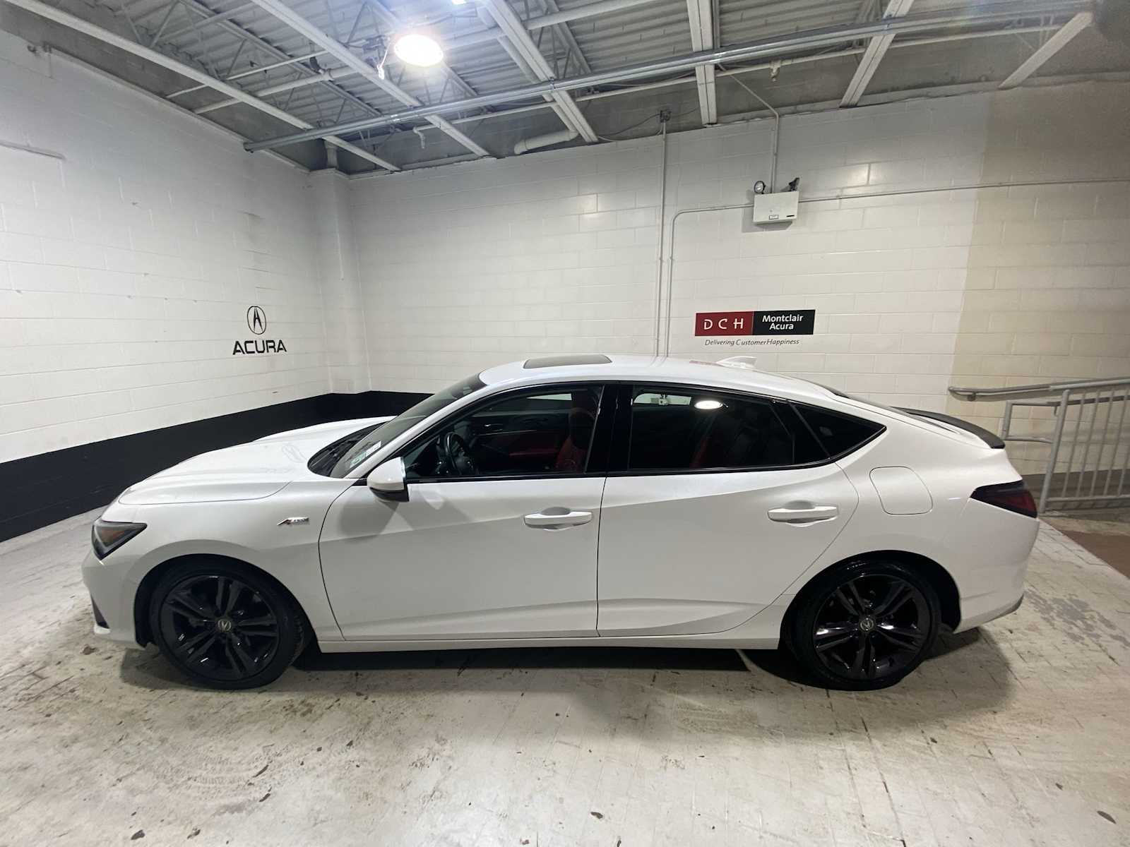 Thumbnail: 2023 Acura Integra - 3