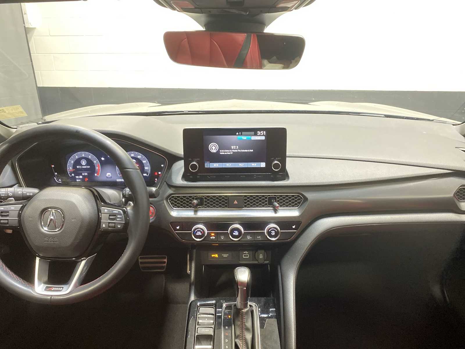 Thumbnail: 2024 Acura Integra - 10