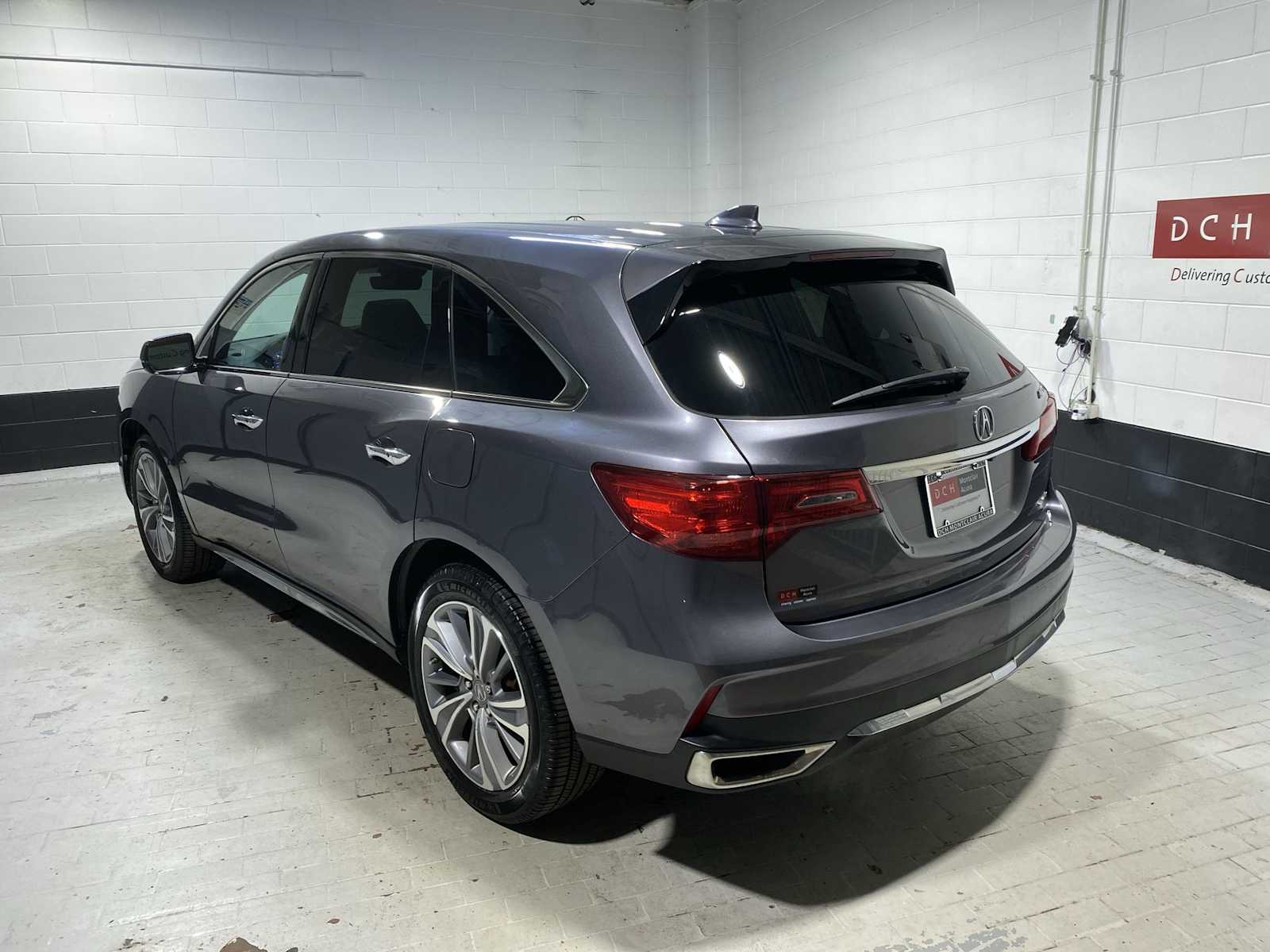 Thumbnail: 2018 Acura MDX - 4