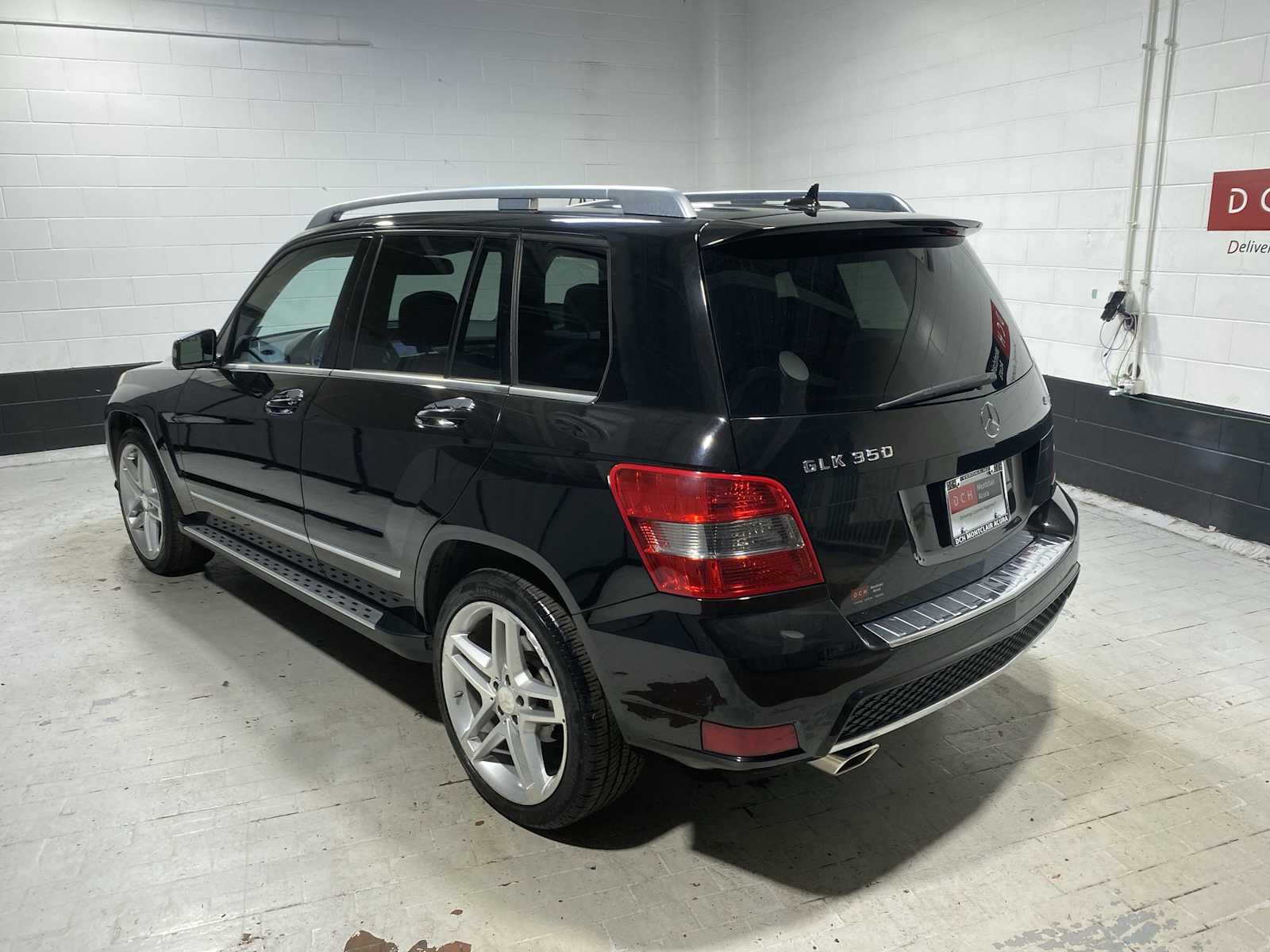 Thumbnail: 2010 Mercedes-Benz GLK - 3